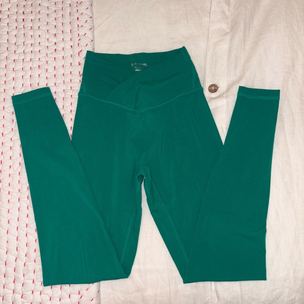 BuffBunny Shamrock Green Cross Waist Leggings